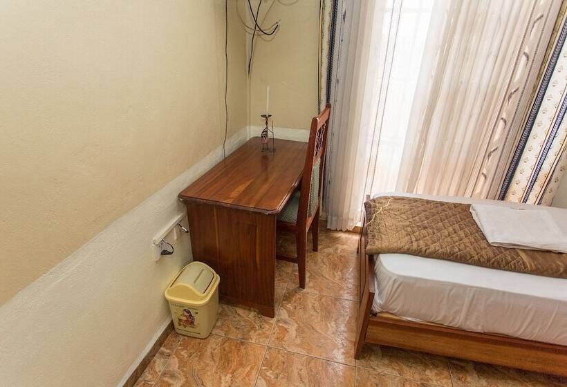 آپارتمان 2 خوابه, Iris Guesthouse