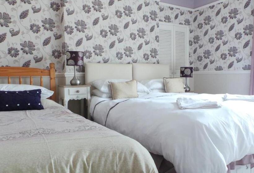 Номер Стандарт Трехместный, Tynedale Guest House