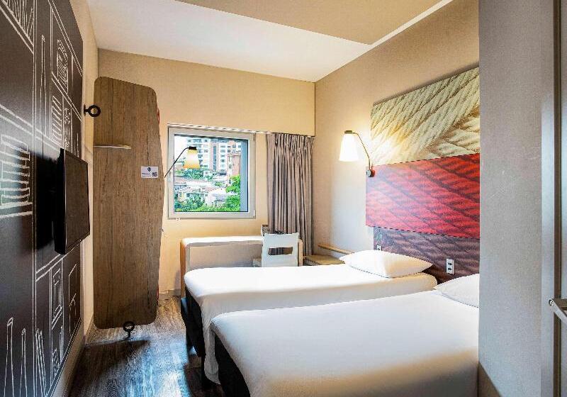 Номер Стандарт, Ibis Cali Granada