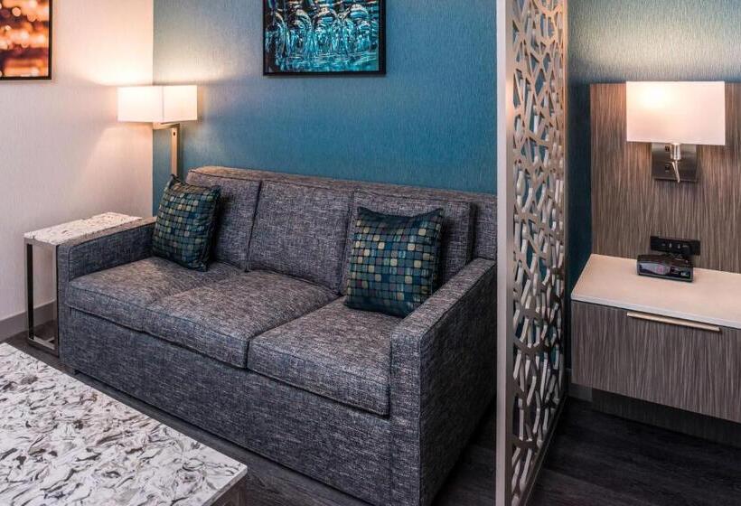 Люкс Адаптированный для Инвалидов, Best Western Plus Temecula Wine Country Hotel & Suites