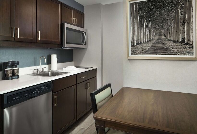 스위트, Homewood Suites By Hilton Teaneck Glenpointe