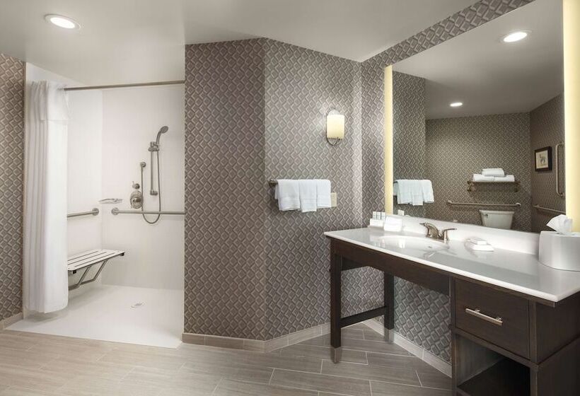 장애인을 위한 스위트, Homewood Suites By Hilton Teaneck Glenpointe