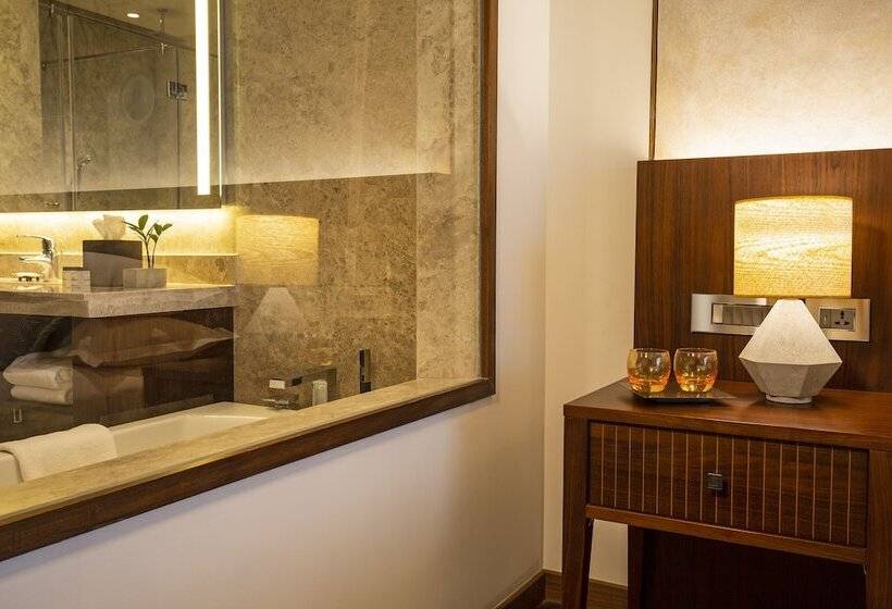 Номер Стандарт 2 Двуспальные Кровати, Sheraton Grand Chennai Resort & Spa