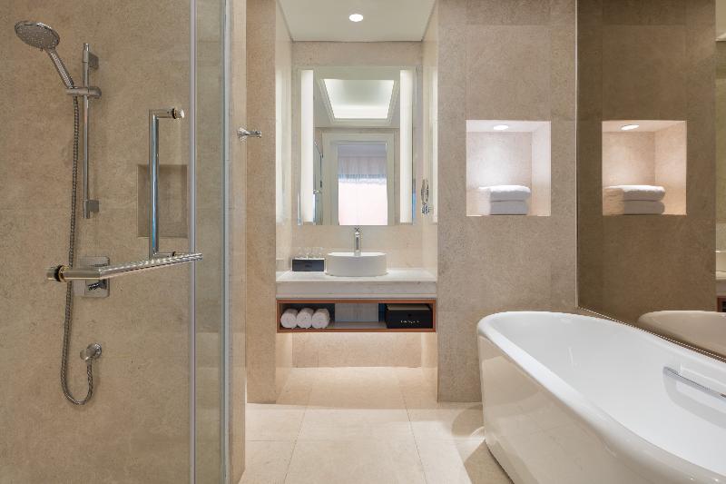 اتاق لوکس با چشم‌انداز, Sheraton Grand Danang Resort & Convention Center