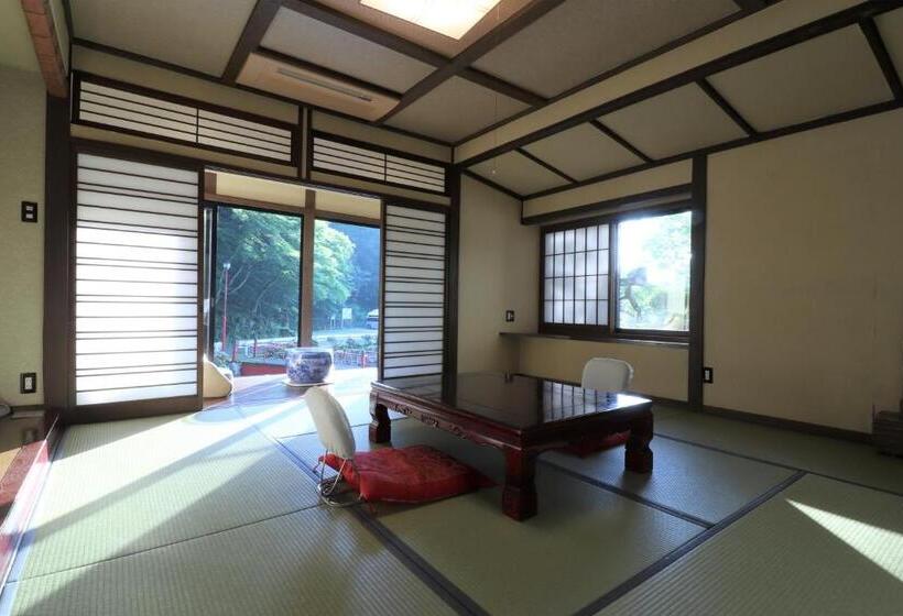 Трехместный Номер Superior, Yumoto Ueyama Ryokan
