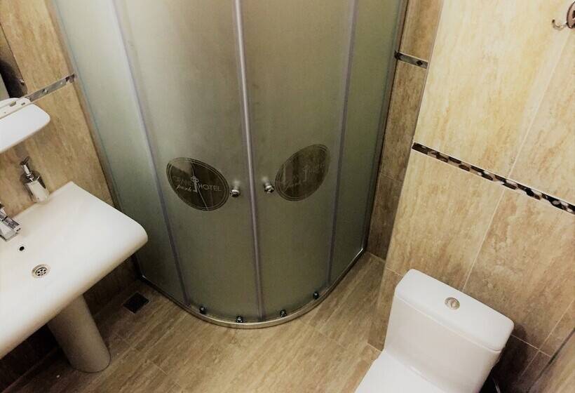 اتاق سوپریور سه تخته, Grand Park Hotel Corlu
