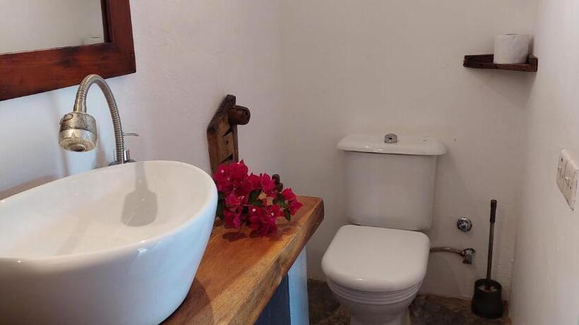 Трежместный Номер Economy, Mawimbi Bungalows