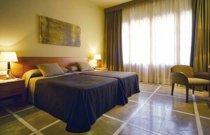 Семейный Номер, Balneario De Archena   Hotel Termas