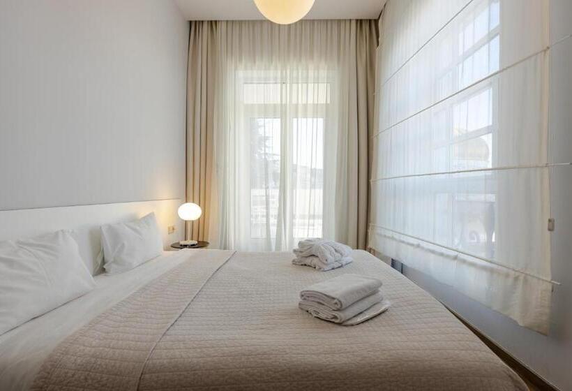 سوئیت پرزیدنت, Le Port Boutique Apart