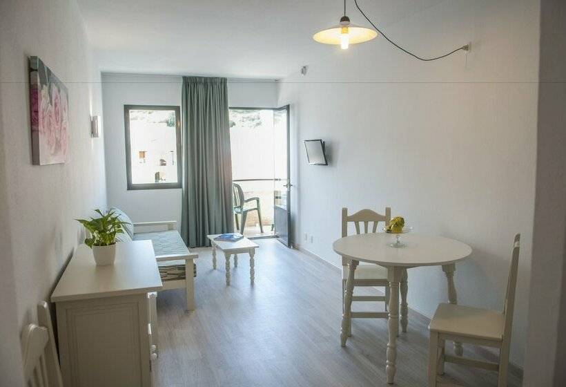Апартаменты 1 Спальня, Apartamentos Loar