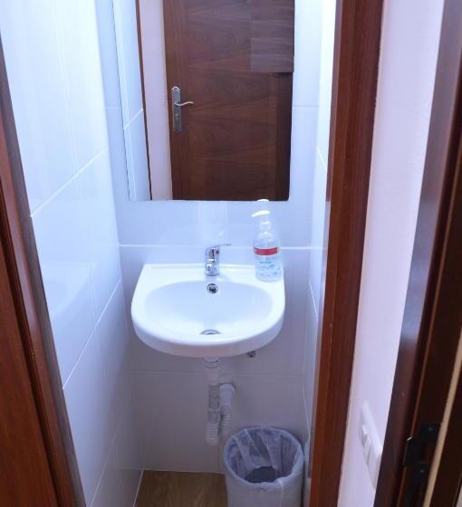 单人基本间, Ararat Hostel