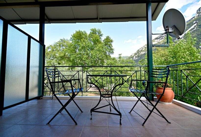 Студио Стандарт Вид на Горы, Tsertos Apartments