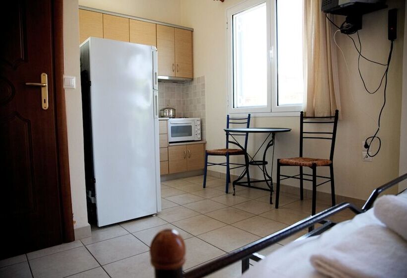 Студио Стандарт Вид на Горы, Tsertos Apartments