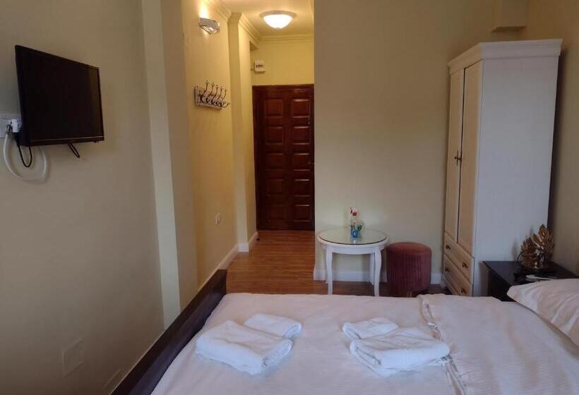 디럭스 룸, Adrys Boutique Villa