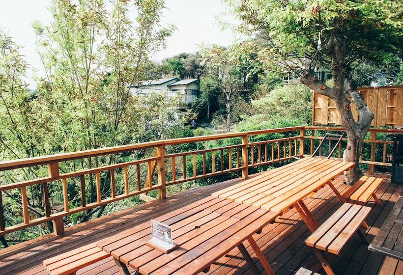 Дом 2 Спальни, Villa Yumigahama