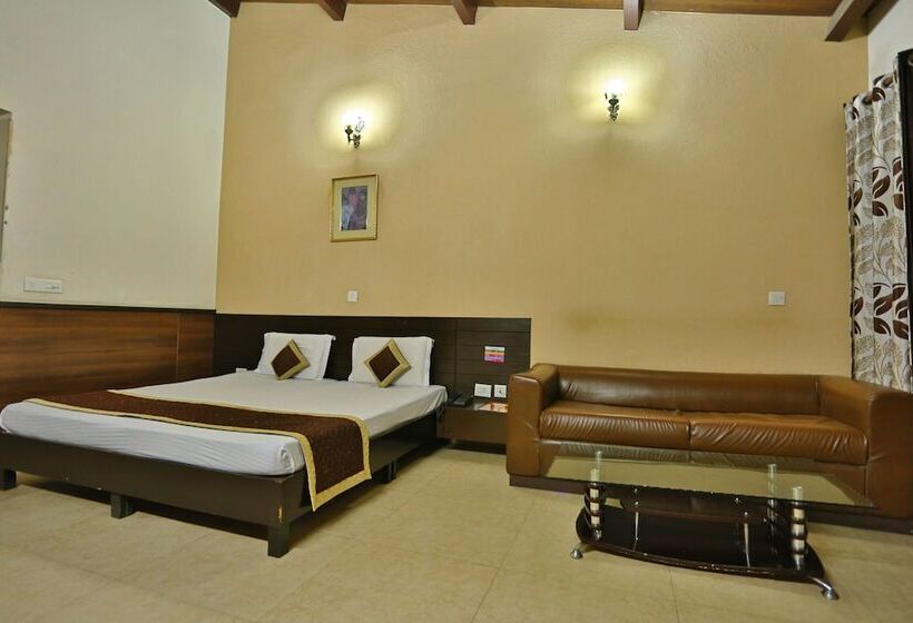 חדר דלוקס, Kasang Regency Hill Resort