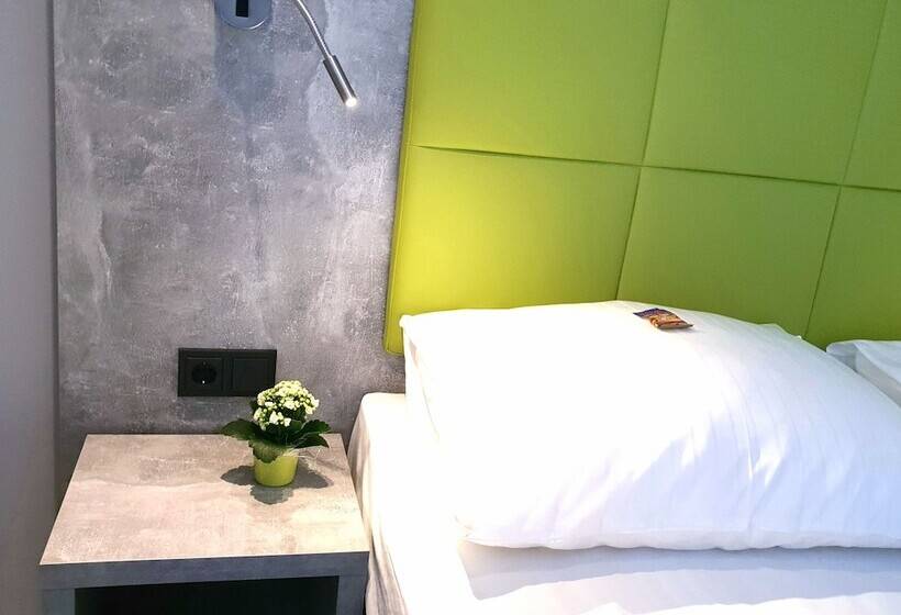 Номер Стандарт Индивидуальный, Sleepysleepy Hotel Dillingen