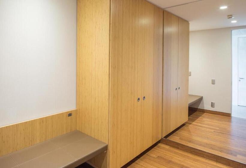 Люкс Мастер, B Hotel Brasilia