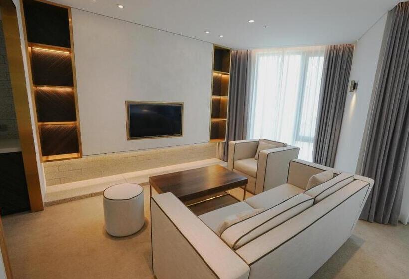سوئیت جونیور با تخت بزرگ, Marinabay Seoul Ara