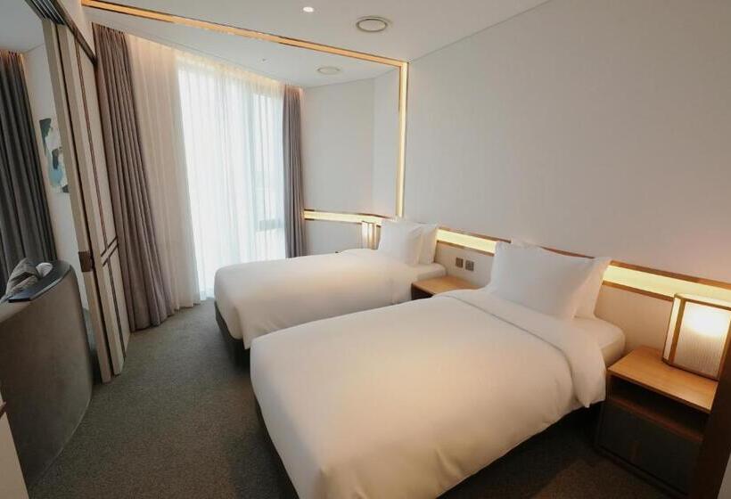 سوئیت با چشم‌انداز رودخانه, Marinabay Seoul Ara