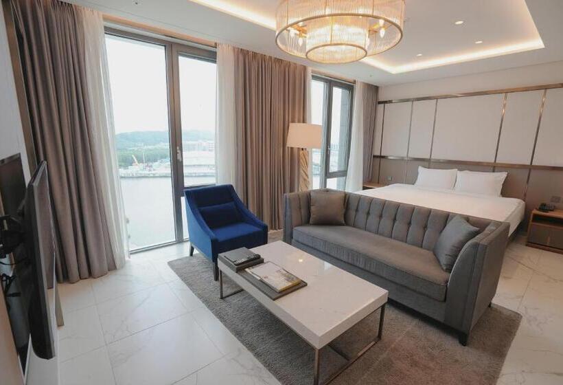 سوئیت با تخت بزرگ, Marinabay Seoul Ara