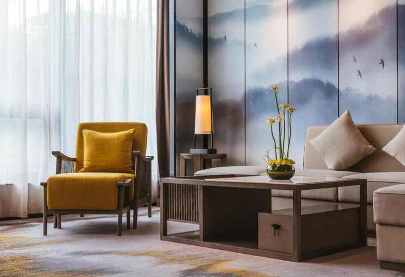 Люкс Deluxe Кровать Кинг, Pullman Fuzhou Tahoe