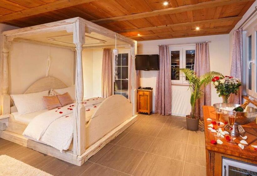Полулюкс, Griesalp Hotels