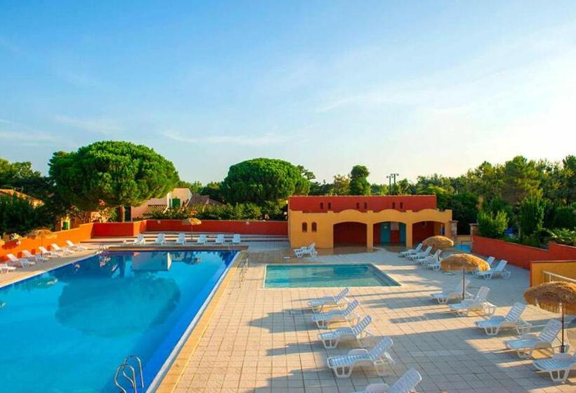 ファミリールーム, Hôtel Goélia Argelès Village Club
