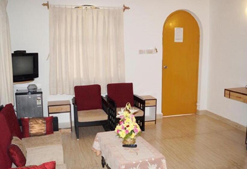 جناح ديلوكس, Time & Leisure Hotels