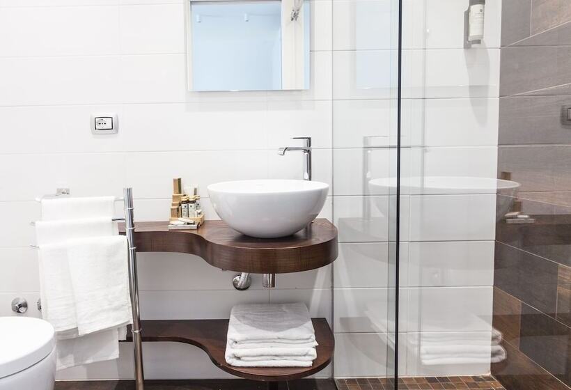 اتاق استاندارد چهار تخته, Casa Restino