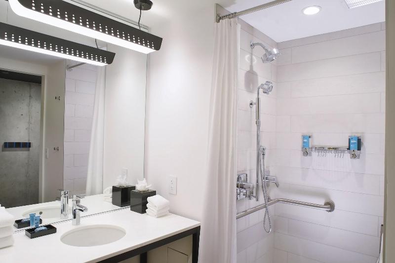 Quarto Estandar Cama King, Aloft Chicago Mag Mile