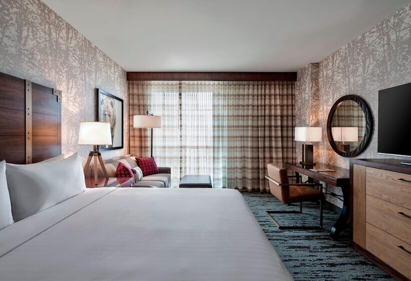 스탠다드 룸 더블 침대, Gaylord Rockies Resort & Convention Center