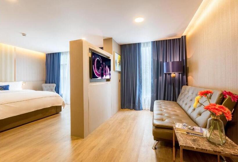 Люкс Премиум, Glow Sukhumvit 5