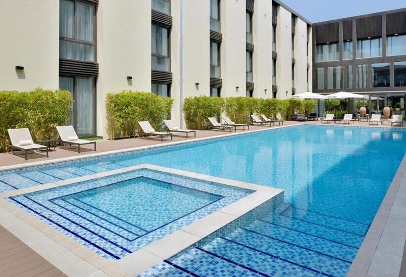Люкс Deluxe Кровать Кинг, Mövenpick Hotel Tahlia Jeddah
