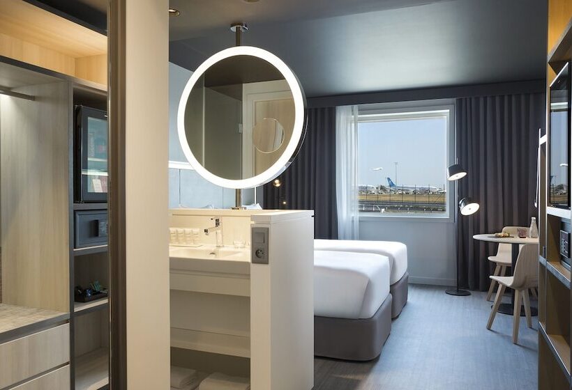 Номер Стандарт, Innside By Meliá Paris Charles De Gaulle Airport