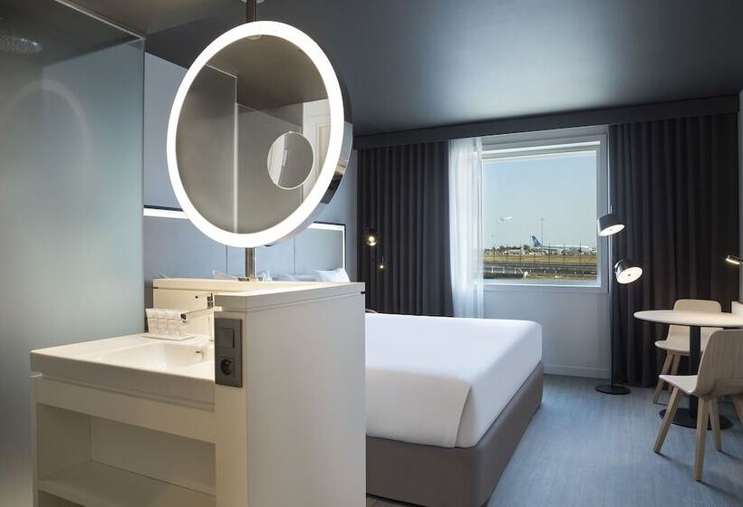 Номер Стандарт Адаптированный для Инвалидов, Innside By Meliá Paris Charles De Gaulle Airport