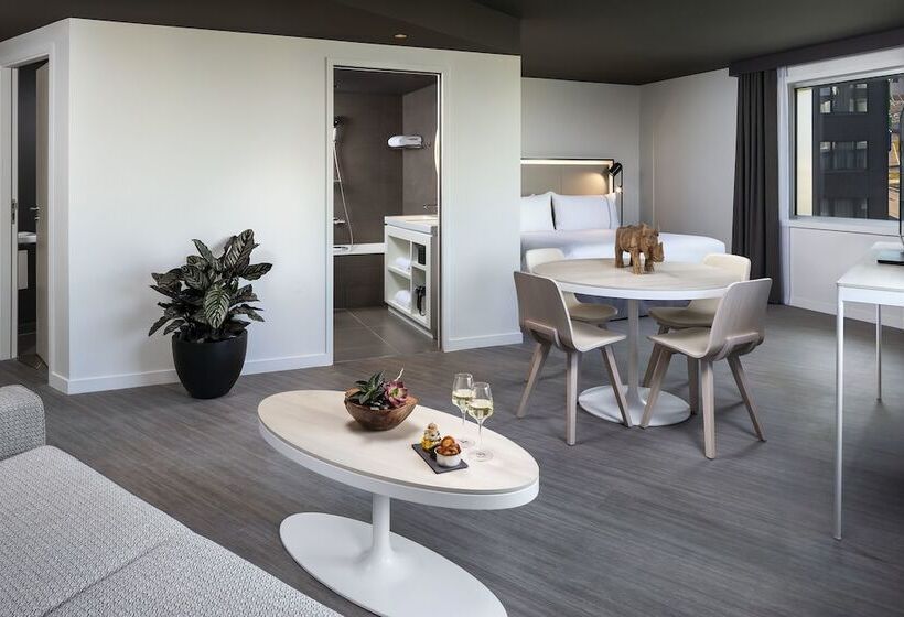 Номер Стандарт, Innside By Meliá Paris Charles De Gaulle Airport
