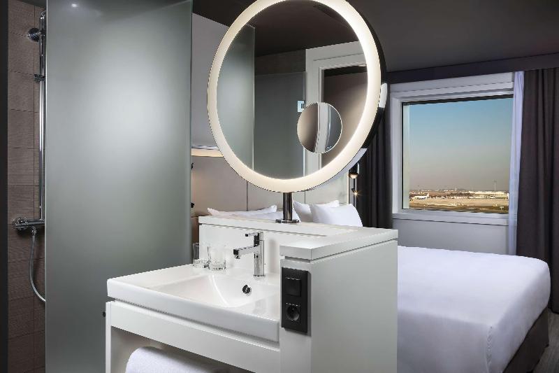 Номер Стандарт, Innside By Meliá Paris Charles De Gaulle Airport