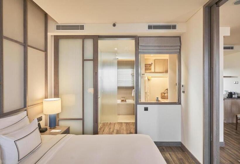 سوییت جونیور با چشم‌انداز دریا, Melia Ho Tram Beach Resort