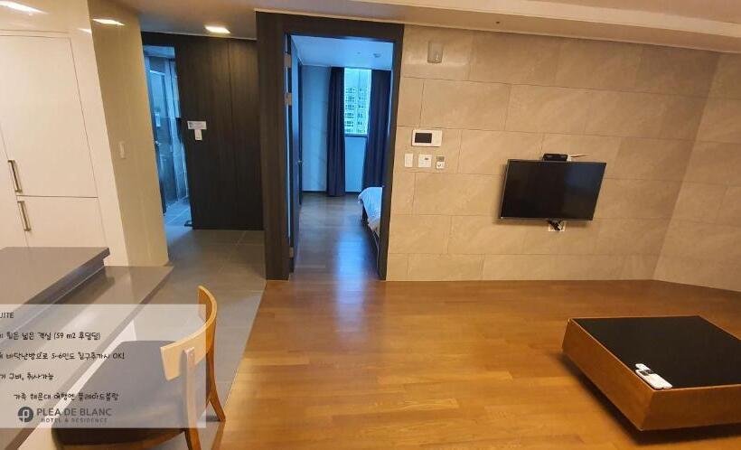 Family Suite, Plea De Blanc Hotel & Residence