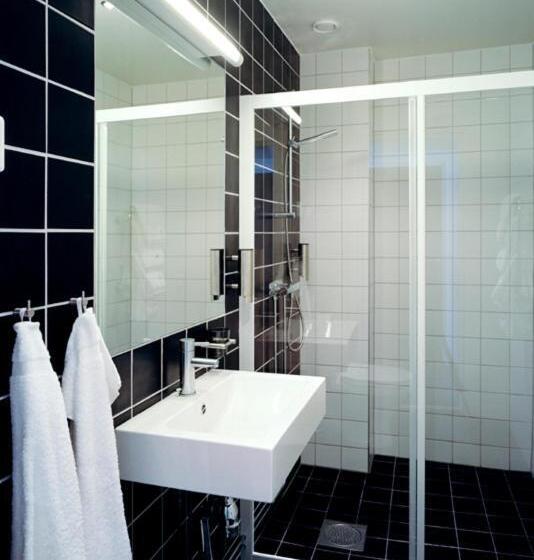 استودیوی استاندارد, Da Hotel Apartments