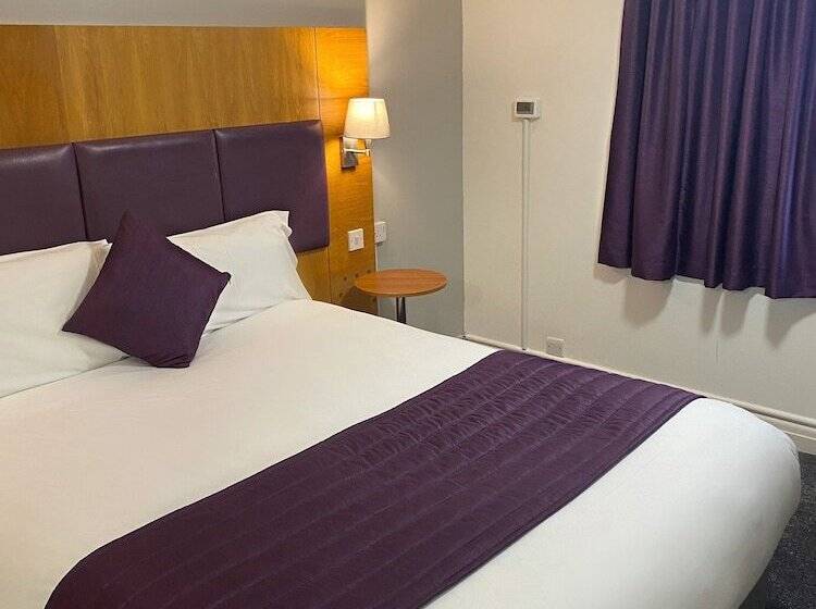 Номер Стандарт, Purple Roomz Preston South
