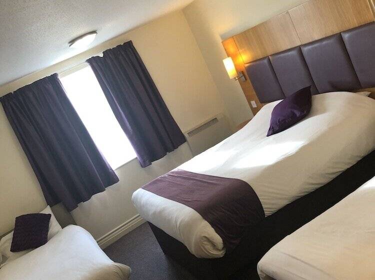 Номер Стандарт, Purple Roomz Preston South