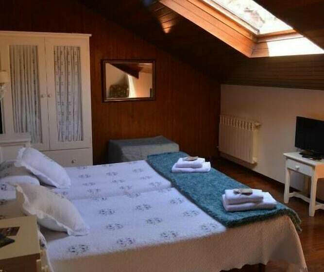 Номер Стандарт, Núcleo De Turismo Rural La Corte