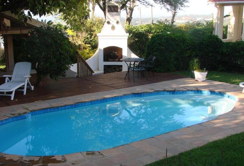 스탠다드 룸 풀장 전망, Villa Vista Guest House
