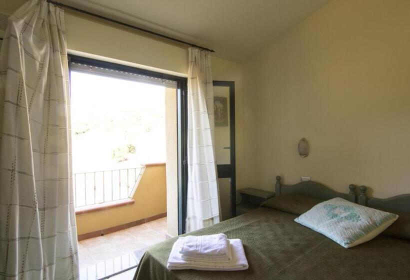 اتاق استاندارد, Agriturismo Sa Rocca