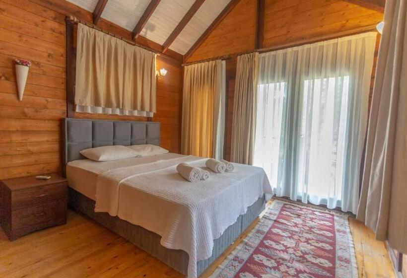 Номер Стандарт Вид на Сад, Sea Valley Lodge