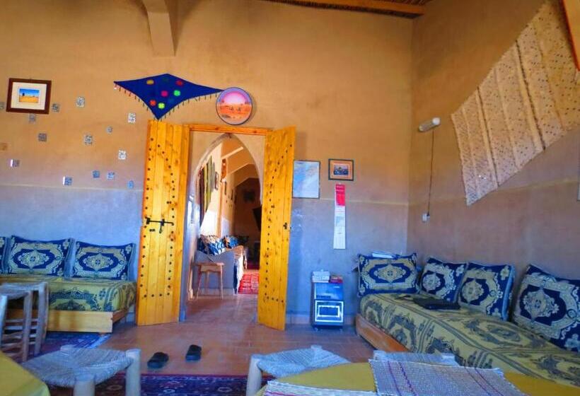 Номер Стандарт Трехместный, Hôtel Riad Tadarte Familier