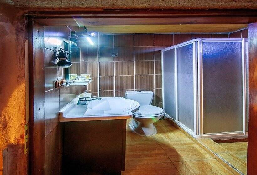 Номер Deluxe, Adanos Konuk Evi