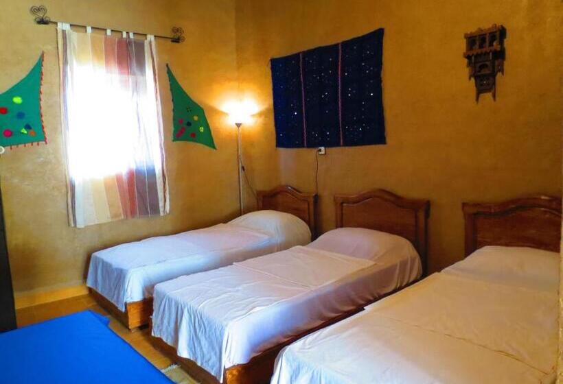 Номер Стандарт Трехместный, Hôtel Riad Tadarte Familier